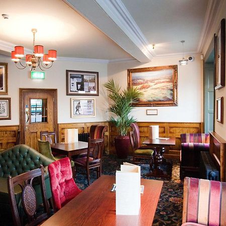 The Unicorn Hotel Wetherspoon Ρίπον Εξωτερικό φωτογραφία