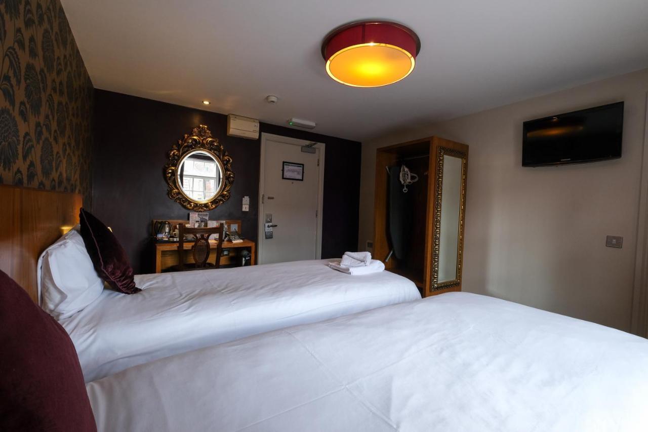 The Unicorn Hotel Wetherspoon Ρίπον Εξωτερικό φωτογραφία