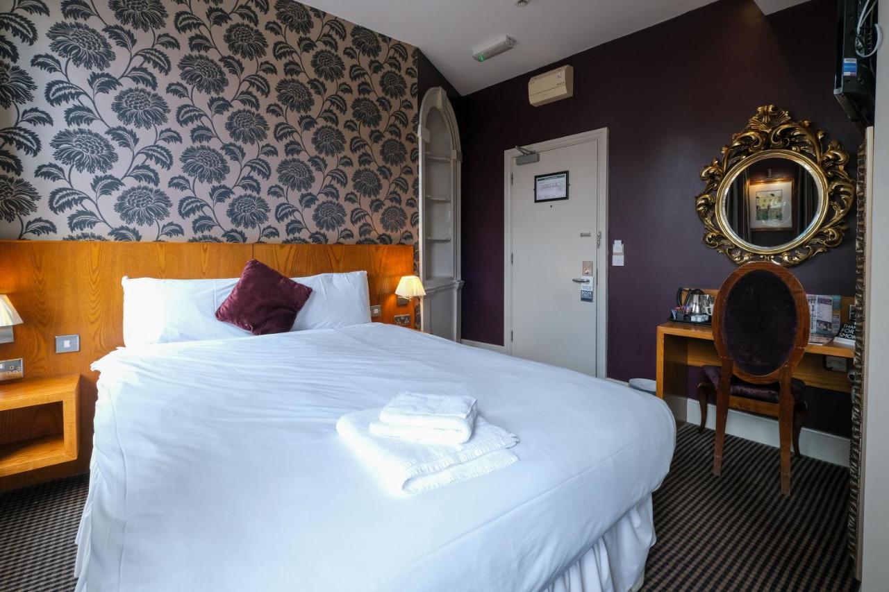 The Unicorn Hotel Wetherspoon Ρίπον Εξωτερικό φωτογραφία