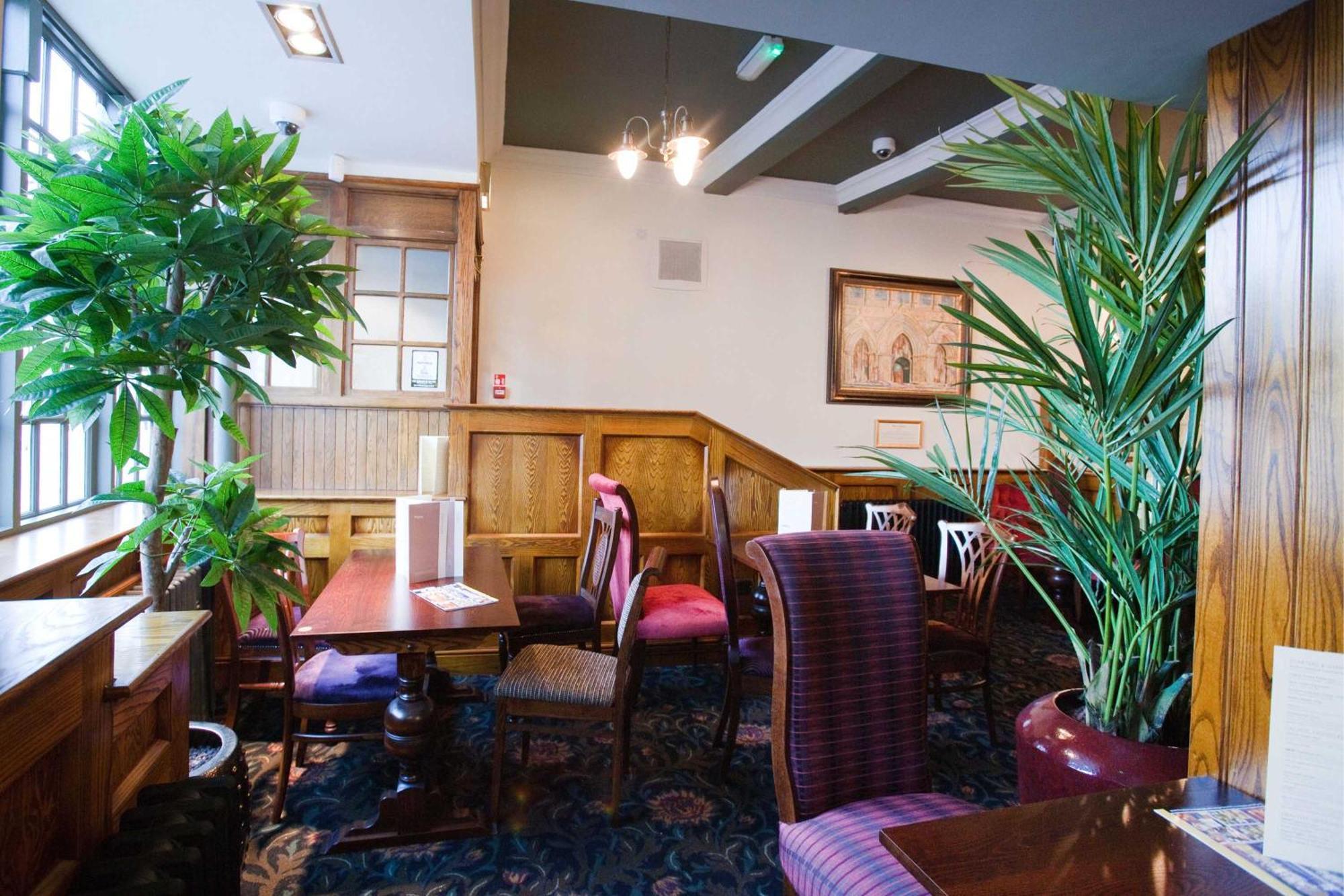 The Unicorn Hotel Wetherspoon Ρίπον Εξωτερικό φωτογραφία