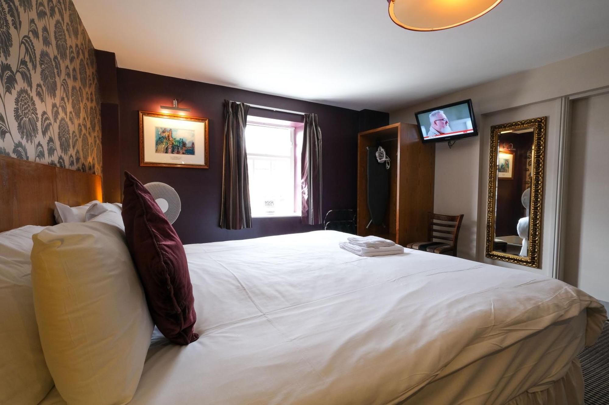 The Unicorn Hotel Wetherspoon Ρίπον Εξωτερικό φωτογραφία