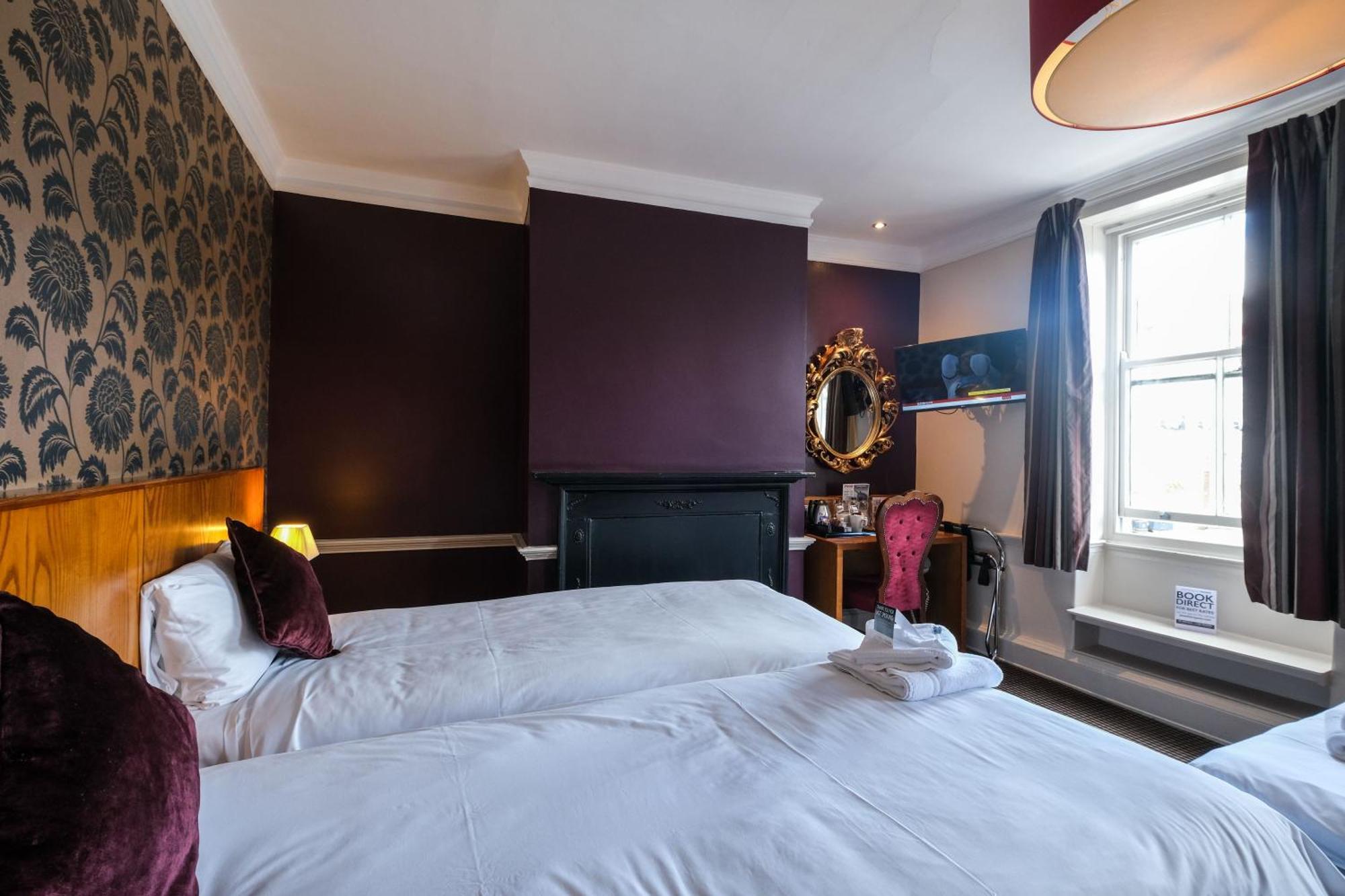 The Unicorn Hotel Wetherspoon Ρίπον Εξωτερικό φωτογραφία