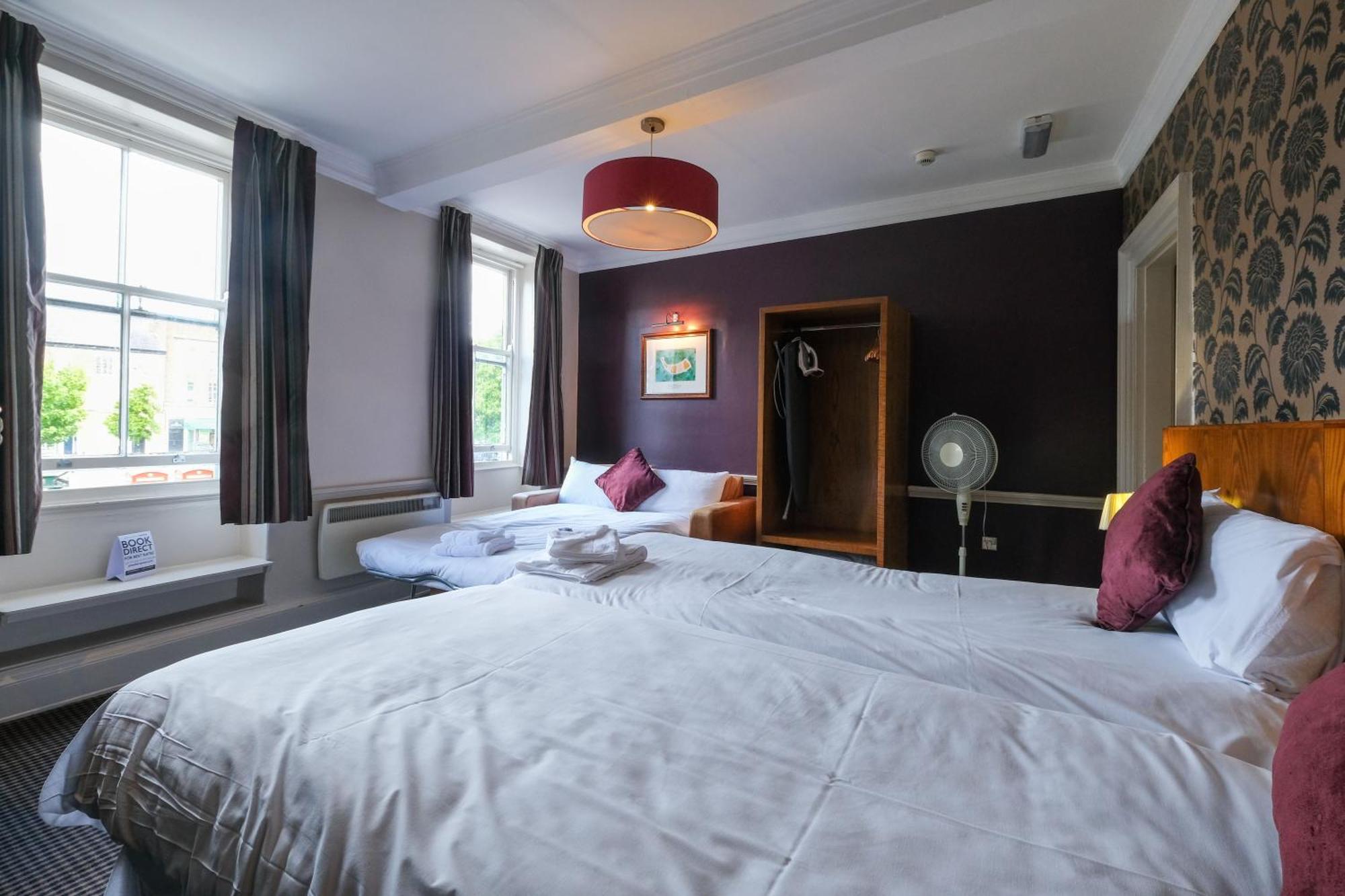 The Unicorn Hotel Wetherspoon Ρίπον Εξωτερικό φωτογραφία