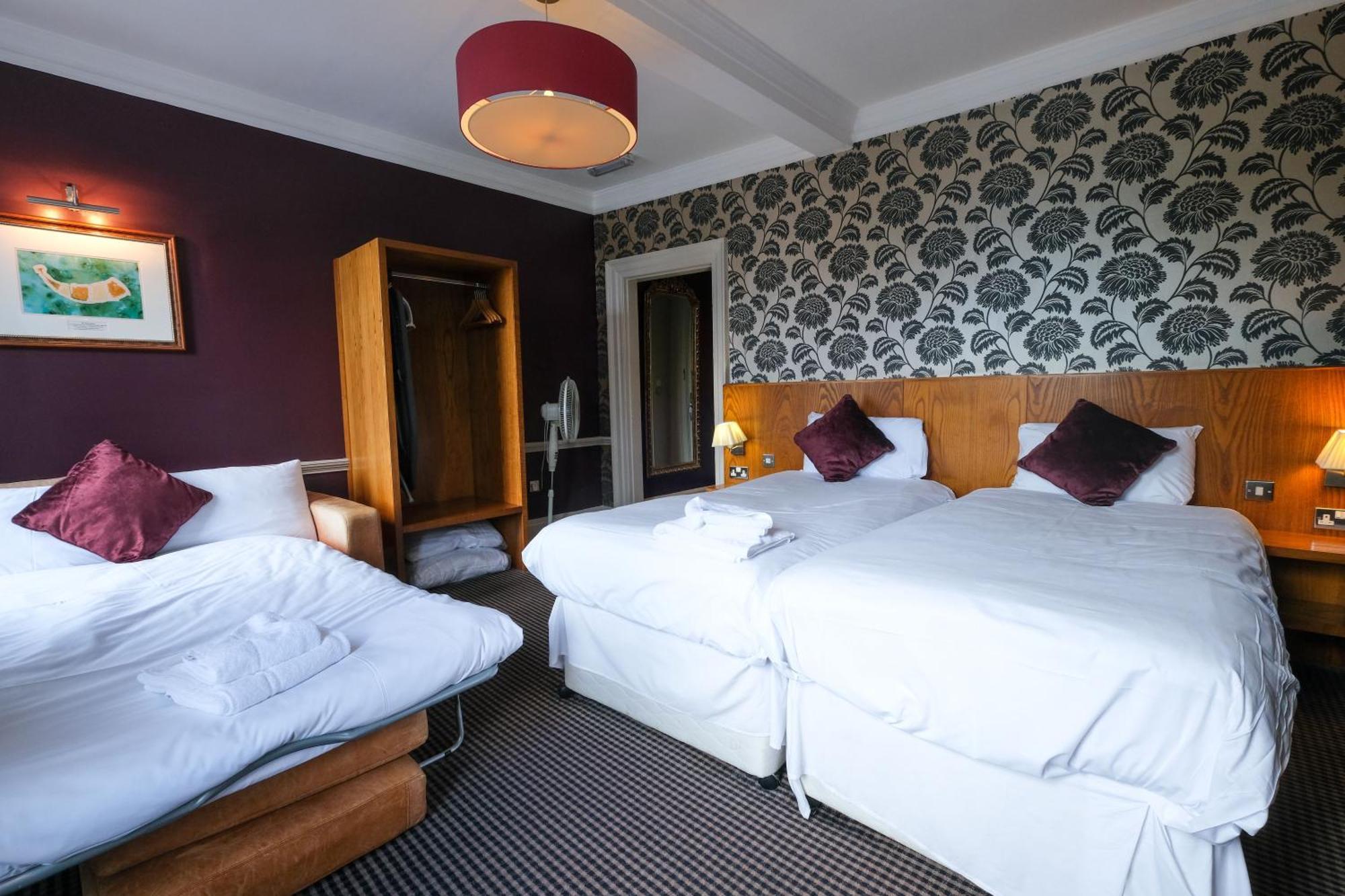 The Unicorn Hotel Wetherspoon Ρίπον Εξωτερικό φωτογραφία
